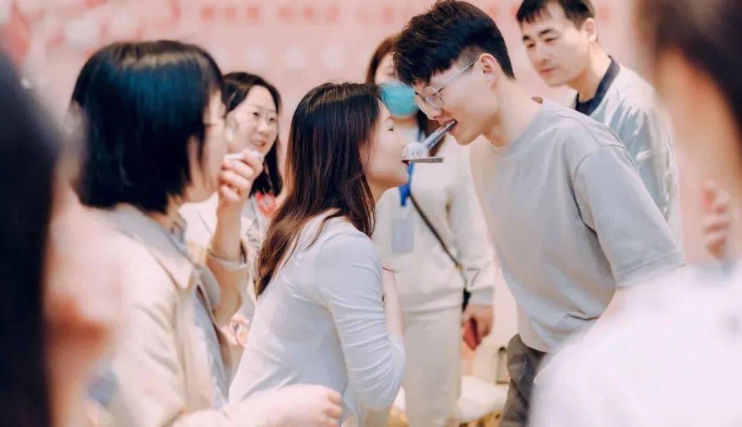 这女生可还行？游戏画面
